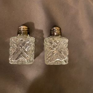 Vintage Crystal salt and pepper shaker